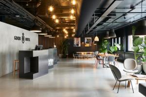Good Hotel London - Convenient Location