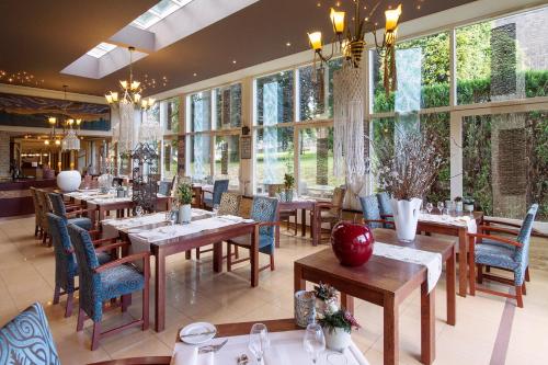 Grand Hotel Monopole - Facilities and Services
