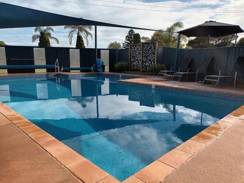 Grandeur Holiday Units - Accommodation Options
