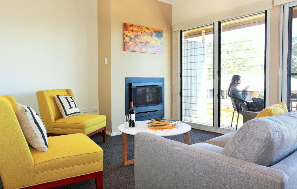 H Boutique Hotel - Accommodation Details