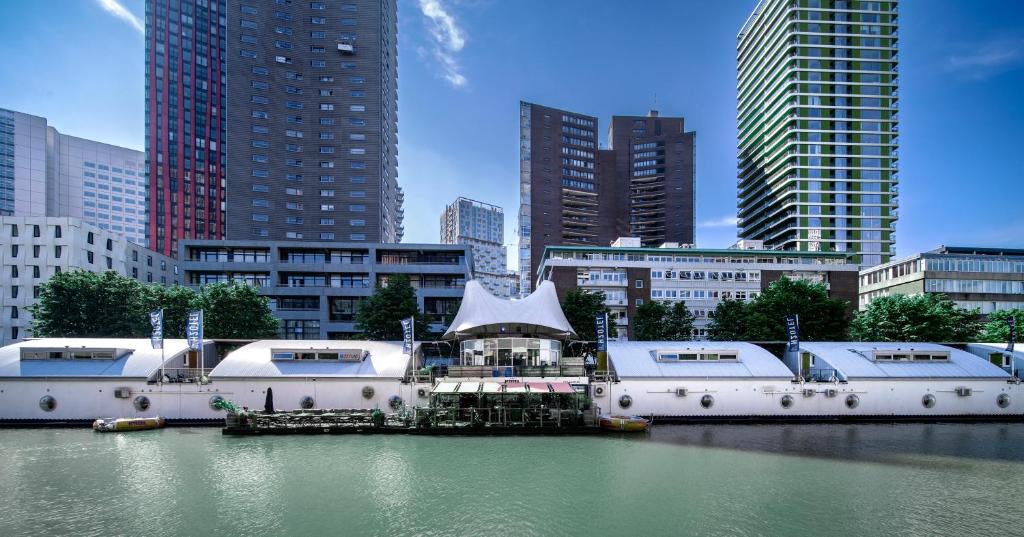 H2OTEL Rotterdam - Accommodation and Facilities