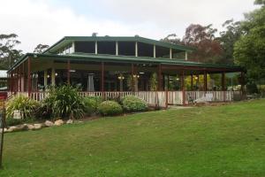 Halls Gap Valley Lodges - Accommodation Details