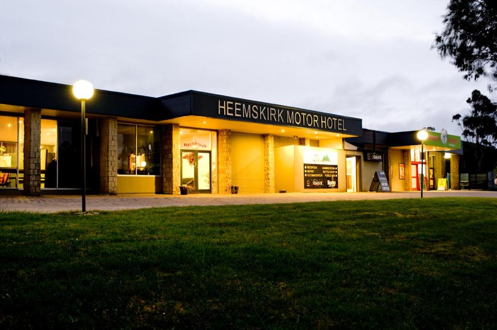 Heemskirk Motor Hotel - Room Accommodations