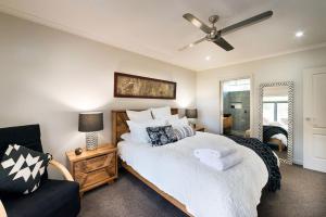 Hemley House Luxury in Halls Gap - Accommodation Details
