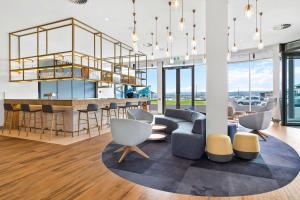 Hilton Garden Inn Albany, WA - Sustainability and Accessibility