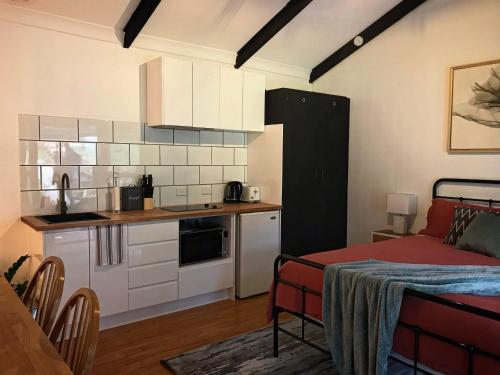 Hopkins Homestead Farm Stay Studio - Accommodation Details