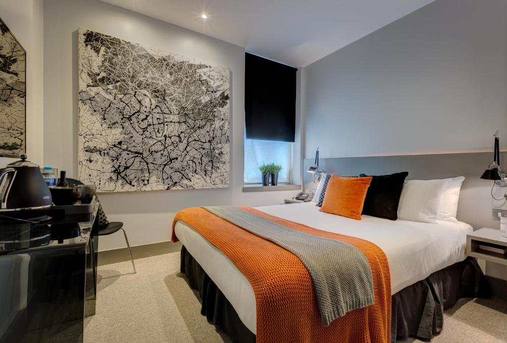 Hotel 55 Review