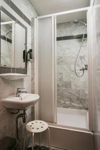 Hotel Atlanta - Accommodation Options
