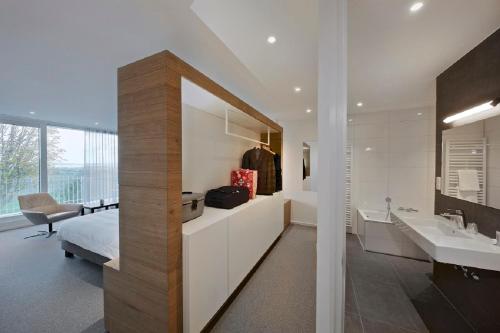 Hotel Berghoeve - Accommodation and Facilities