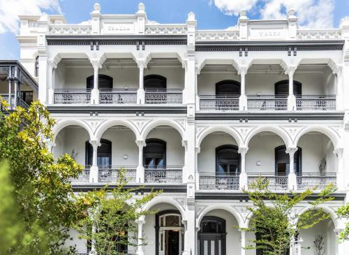 Hotel Challis Potts Point - Guest Reviews and Ratings