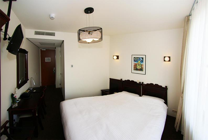 Hotel Keistad - Location and Accessibility