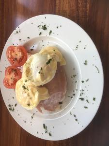 House on the Hill Bed and Breakfast - Accommodation Offerings
