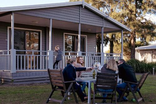 Hunter Valley Resort, Hunter Farm Adventure Centre & 4 Pines at the Farm Review