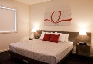 Hunts Hotel Liverpool - Location and Accessibility