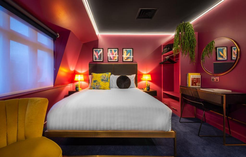 Hux Hotel, Kensington - Facilities and Amenities