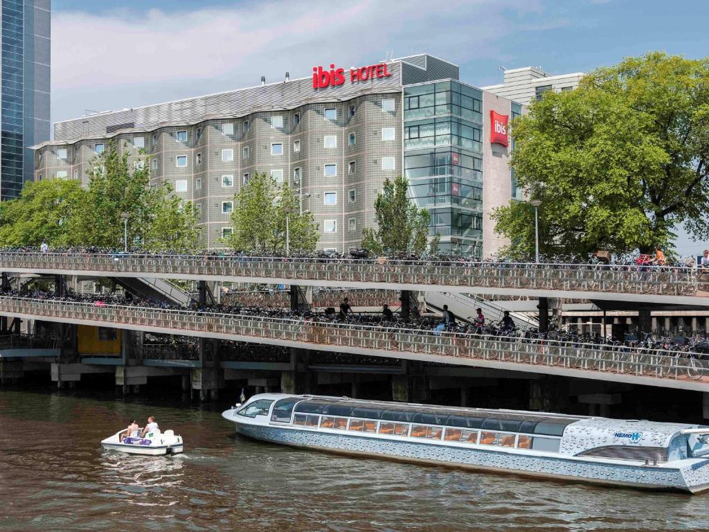 Ibis Amsterdam Centre - Guest Feedback