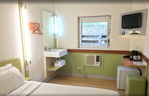 Ibis Budget - Campbelltown - Rooms and Amenities
