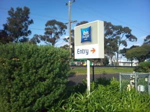 Ibis Budget - Dandenong - Room Types and Amenities