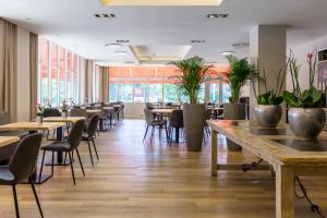 Ibis Utrecht - Location and Accessibility