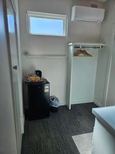 International Hotel Motel - Policies and Booking