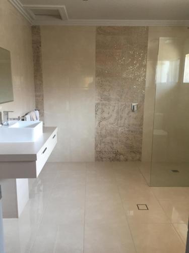 Kindred Studio Apartments Review