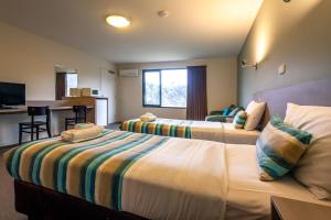 Kingston Hotel - Location and Accessibility