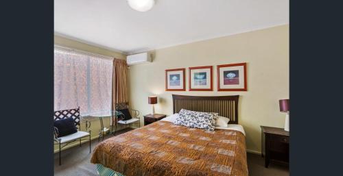 Knightsbridge Apartments - Location and Accessibility