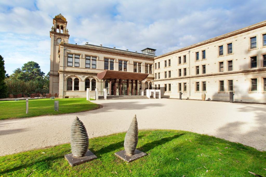 Lancemore Mansion Hotel Werribee Park Review