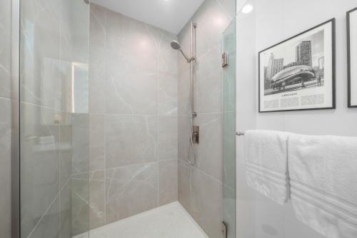 Level Chicago - Fulton Market - Room Types and Features
