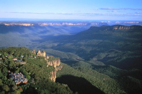 Lilianfels Blue Mountains Resort & Spa - Culinary Offerings and Dining Experiences