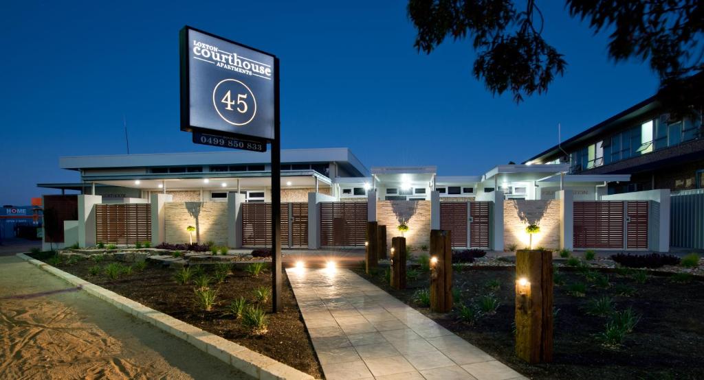 Loxton Courthouse Apartments Review