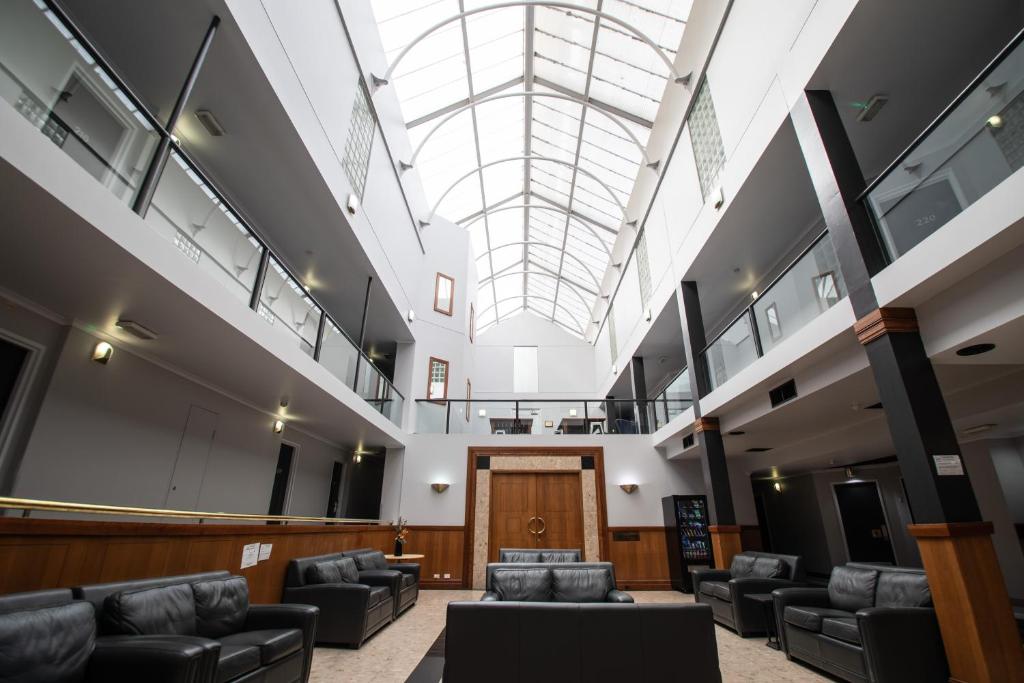 Madison Capital Executive Apartments - Guest Experience and Reviews