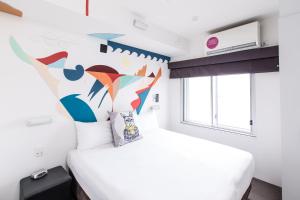 Majestic Minima Hotel - Accommodation and Amenities