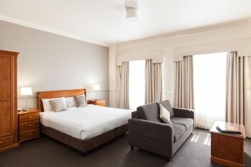 Majestic Tynte Street Apartments - Accommodation Details