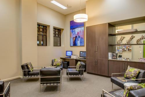 Mantra Collins Hotel - Accommodation Options
