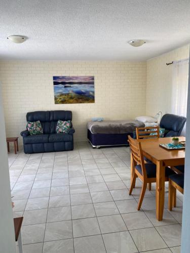 Marcel Towers Holiday Apartments - Location and Reviews