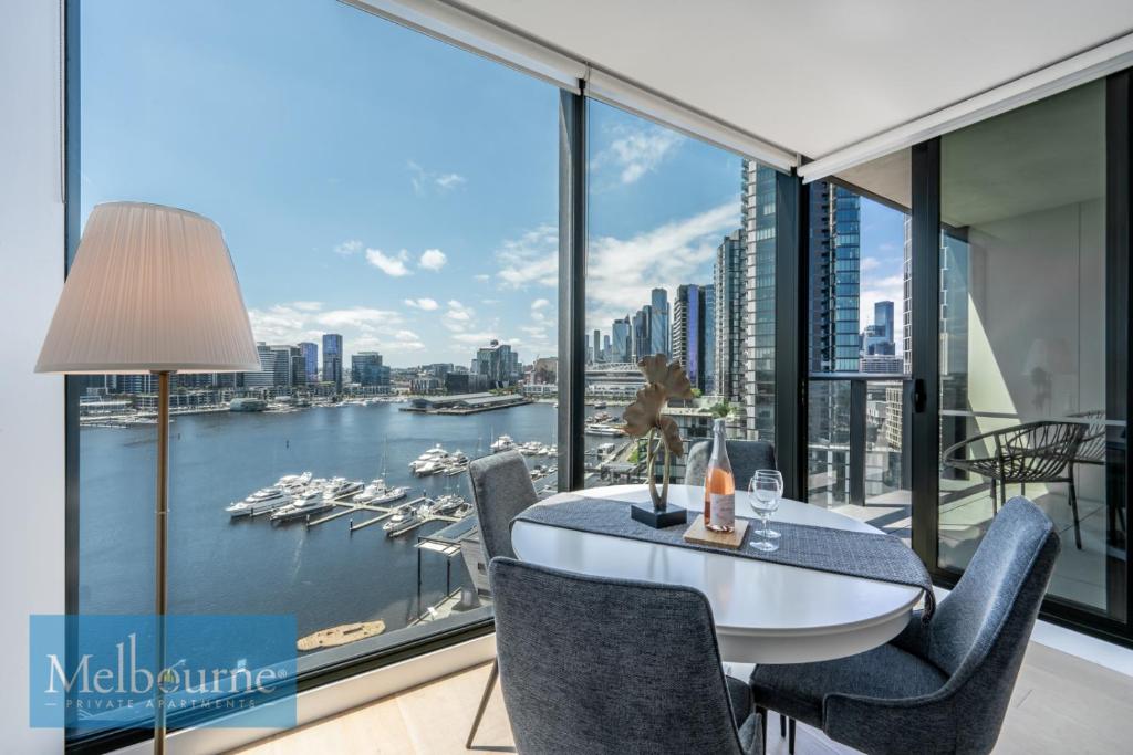 Melbourne Private Apartments - Collins Wharf Waterfront, Docklands - Accommodation Amenities and Features