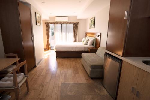 Melrose Apartments - Accommodation Details