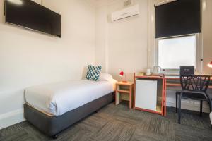 Melton Hotel Auburn - Dining and Lounge Facilities