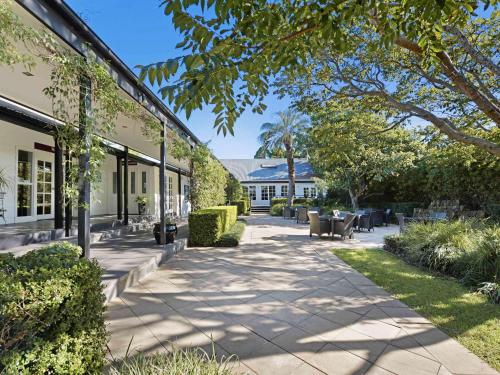 Mercure Gerringong Resort - Room Types and Amenities