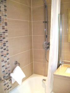 Mercure London Bloomsbury Hotel - Amenities and Facilities
