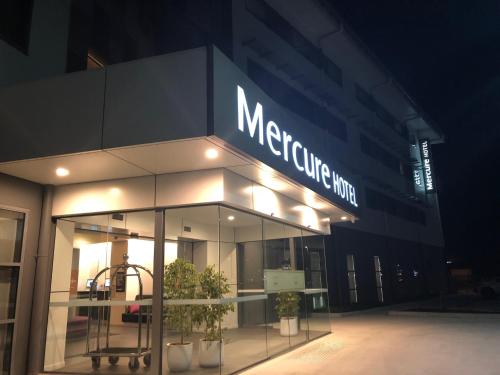 Mercure Newcastle Airport - Location and Proximity