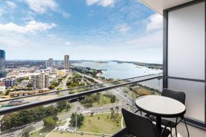 Meriton Suites Southport - Convenient Location