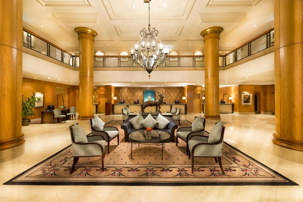 Millennium Hotel and Conference Centre Gloucester London Review