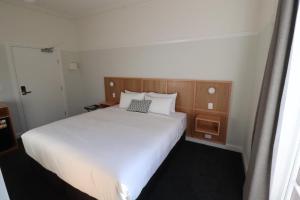 Mortdale Hotel - Room Types and Amenities