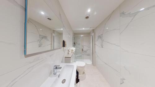 MSK Hotel 82 - Guest Reviews and Ratings