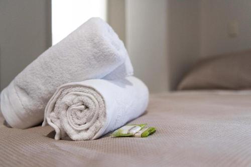 New Crown Hotel Motel - Location and Accessibility