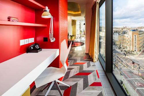 Nhow London - Accommodation Details