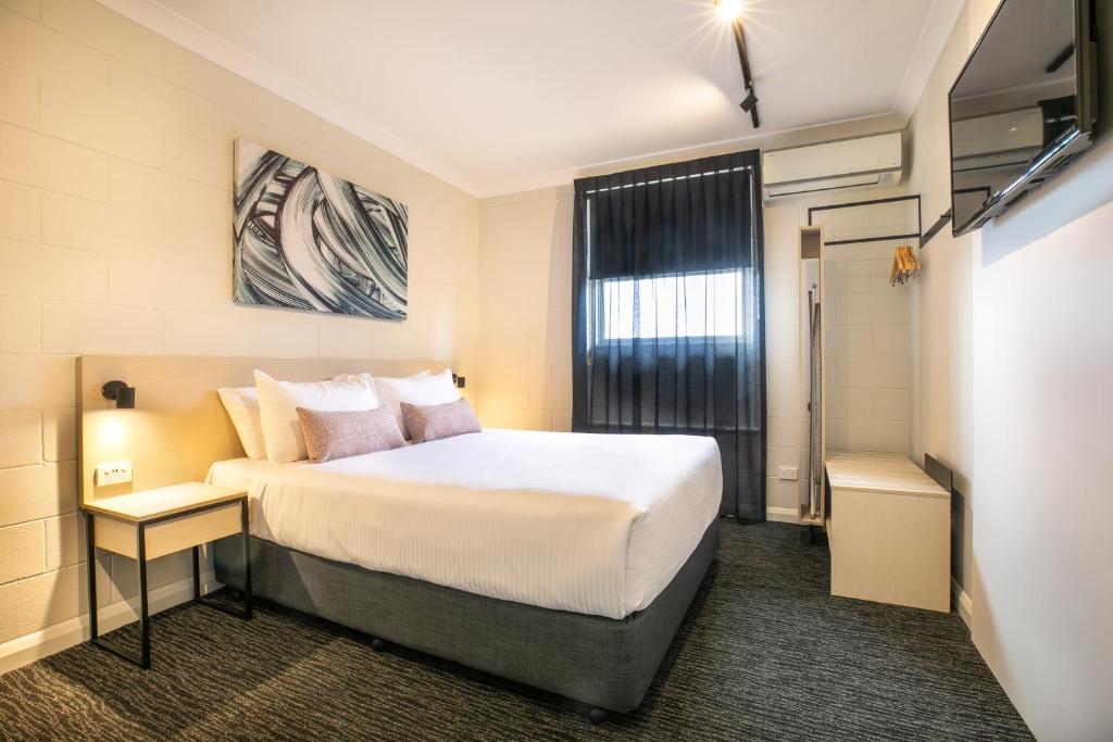 Nightcap at Hendon Hotel Review