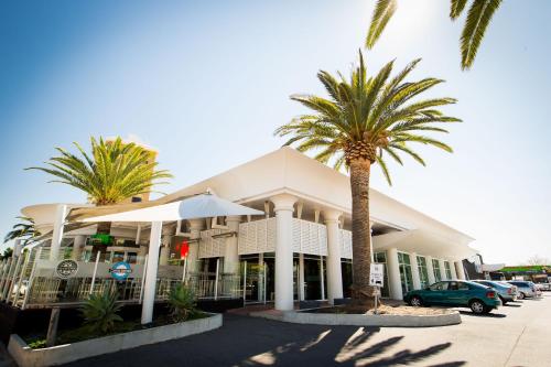 Nightcap at Watermark Glenelg - Accommodation and Facilities